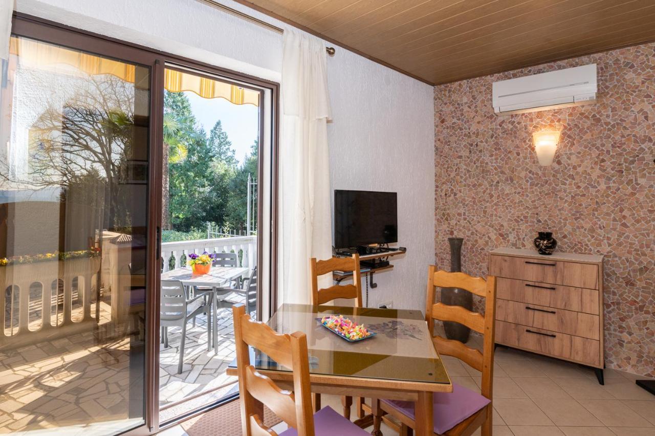 Apartments Villa Salona Opatija Exterior photo