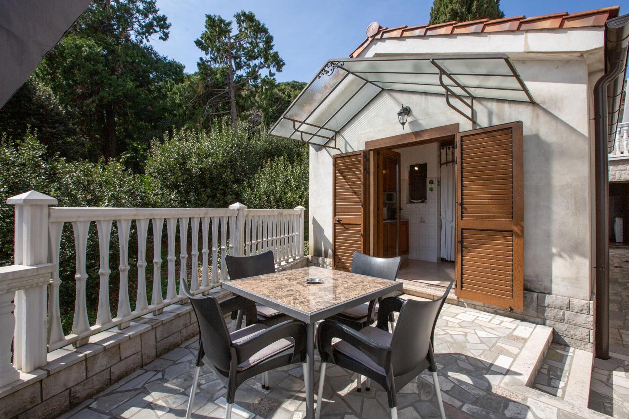 Apartments Villa Salona Opatija Exterior photo